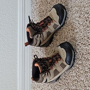Ozark Trail Kids Boots - Tan and Black